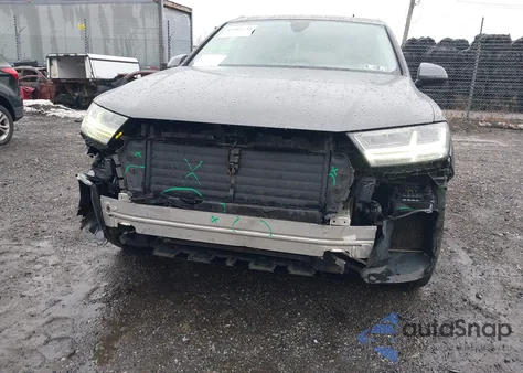 2019 Audi Q7 55 Premium z USA, uszkodzony, nr VIN WA1VAAF73KD025185